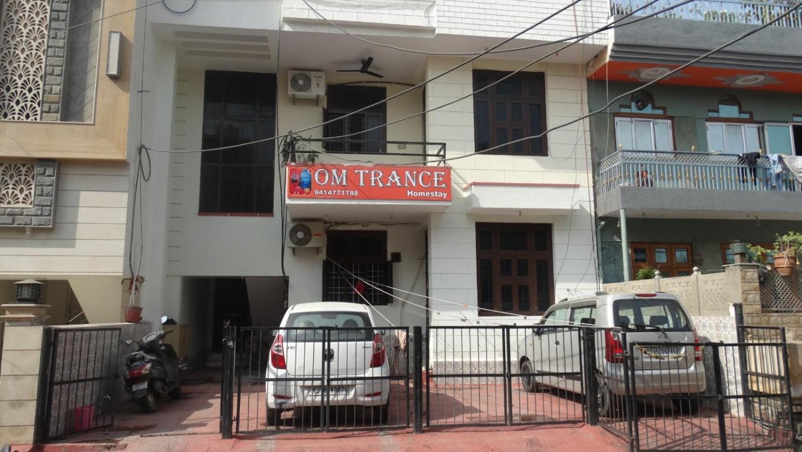 Om Trance Homestay Jaipur Bagian luar foto