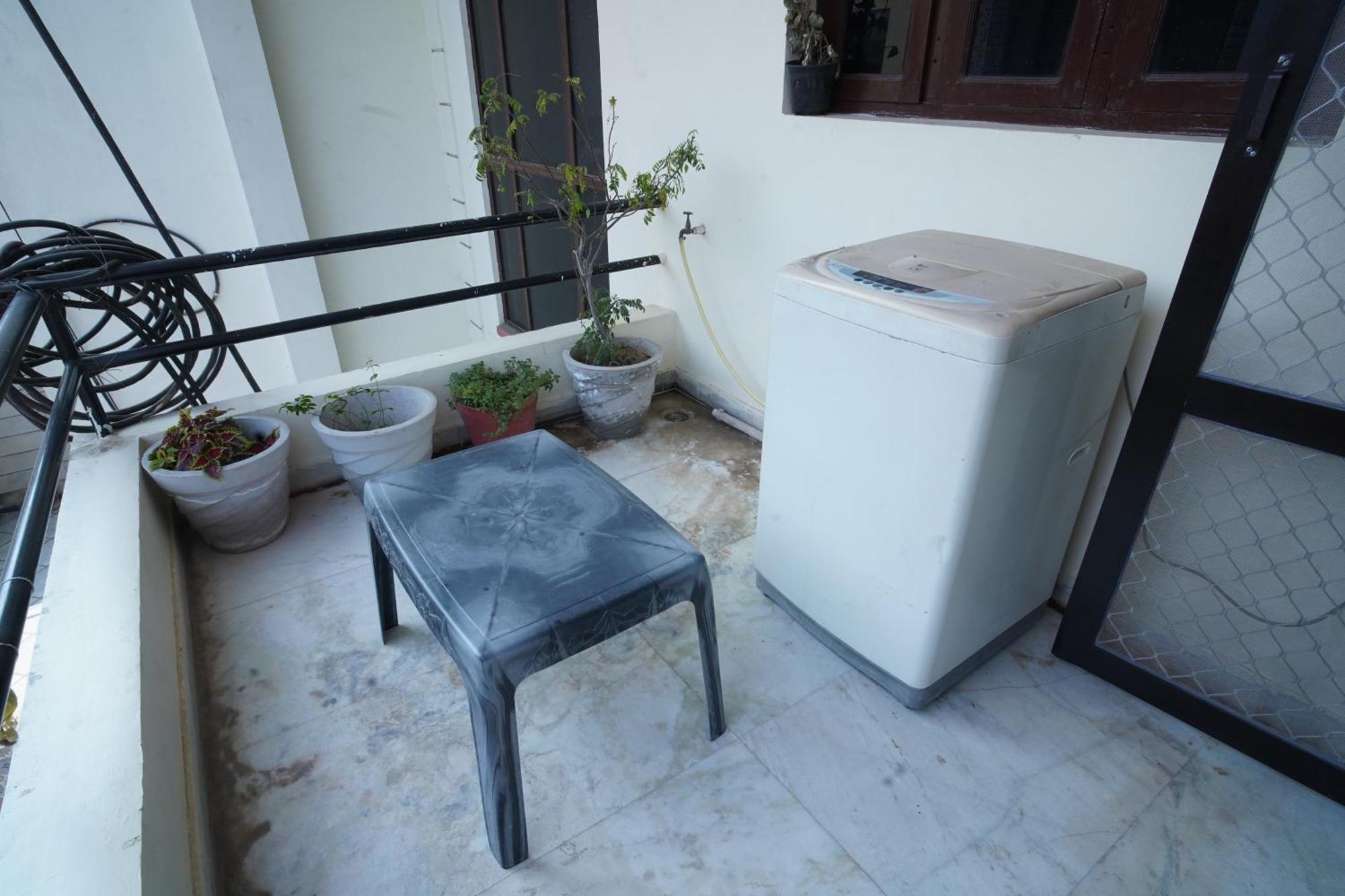 Om Trance Homestay Jaipur Bagian luar foto